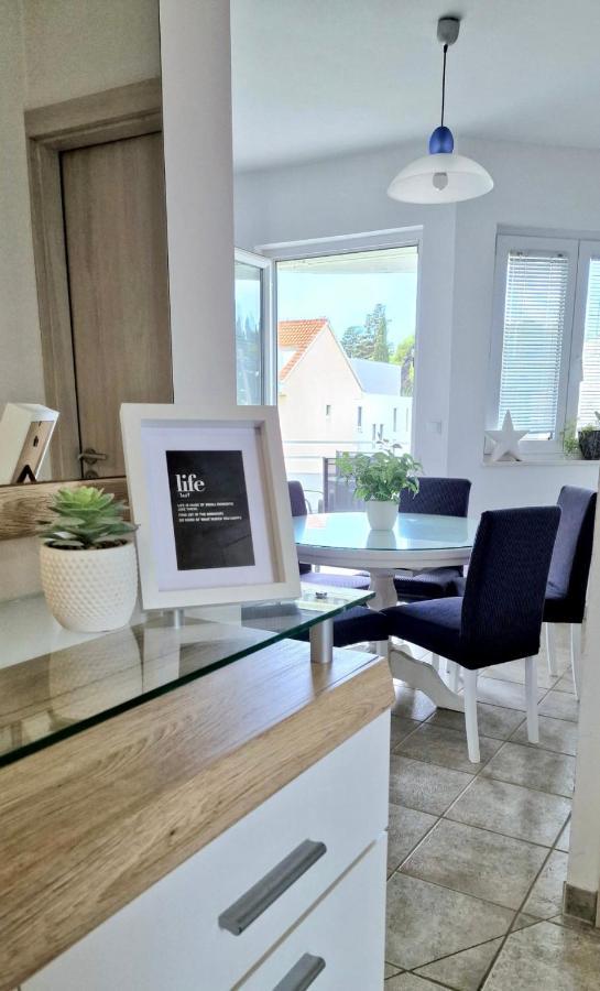 Apartment Silvana คาชเตลา ภายนอก รูปภาพ